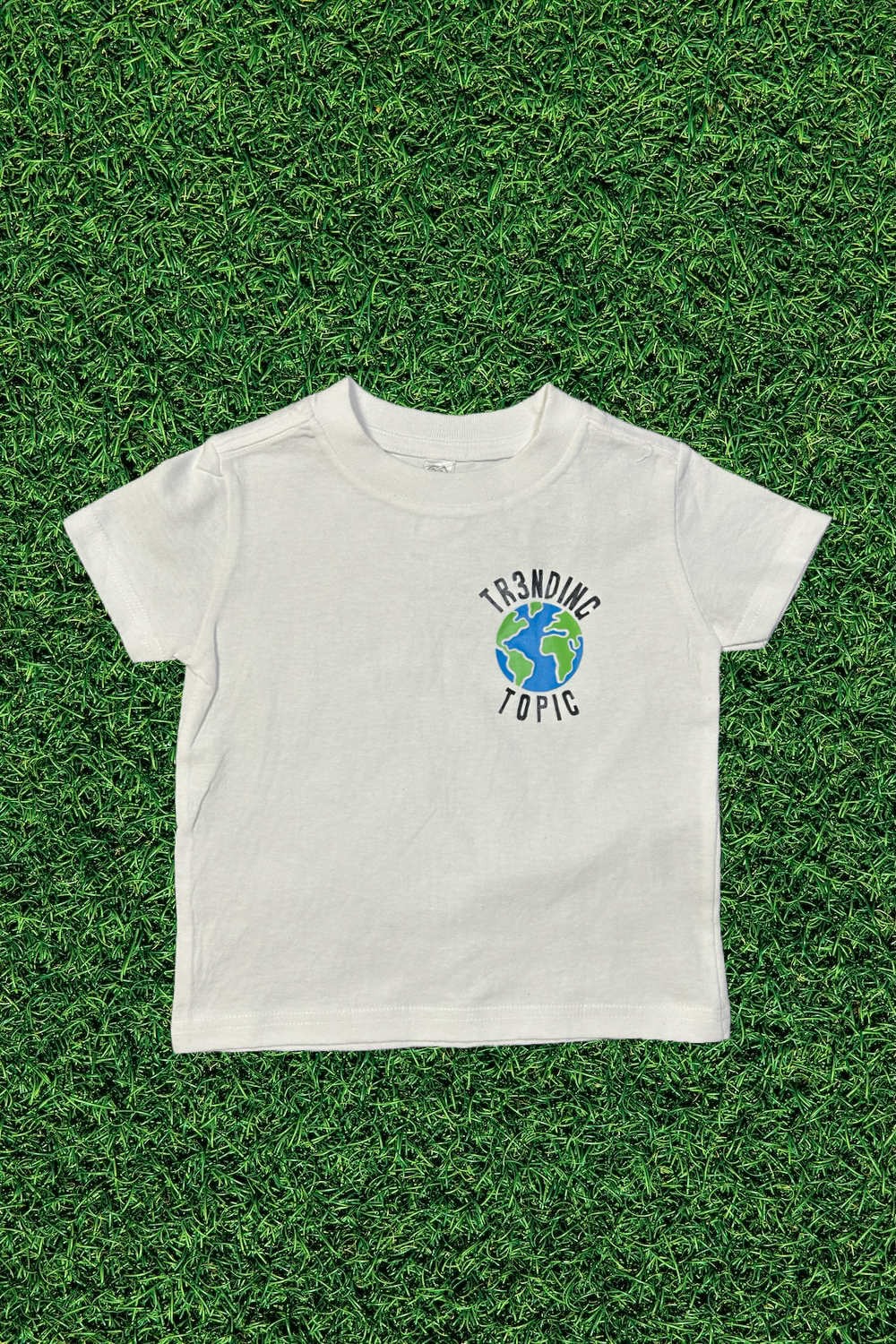 Toddler White Tr3nding Topic Tshirt